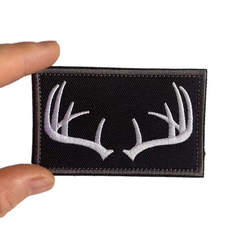 Emblema de moral de caza al aire libre, apliques de ropa de asta, parche bordado con gancho y bucle, insignia táctica para brazalete, mochila, sombrero - imagen 3