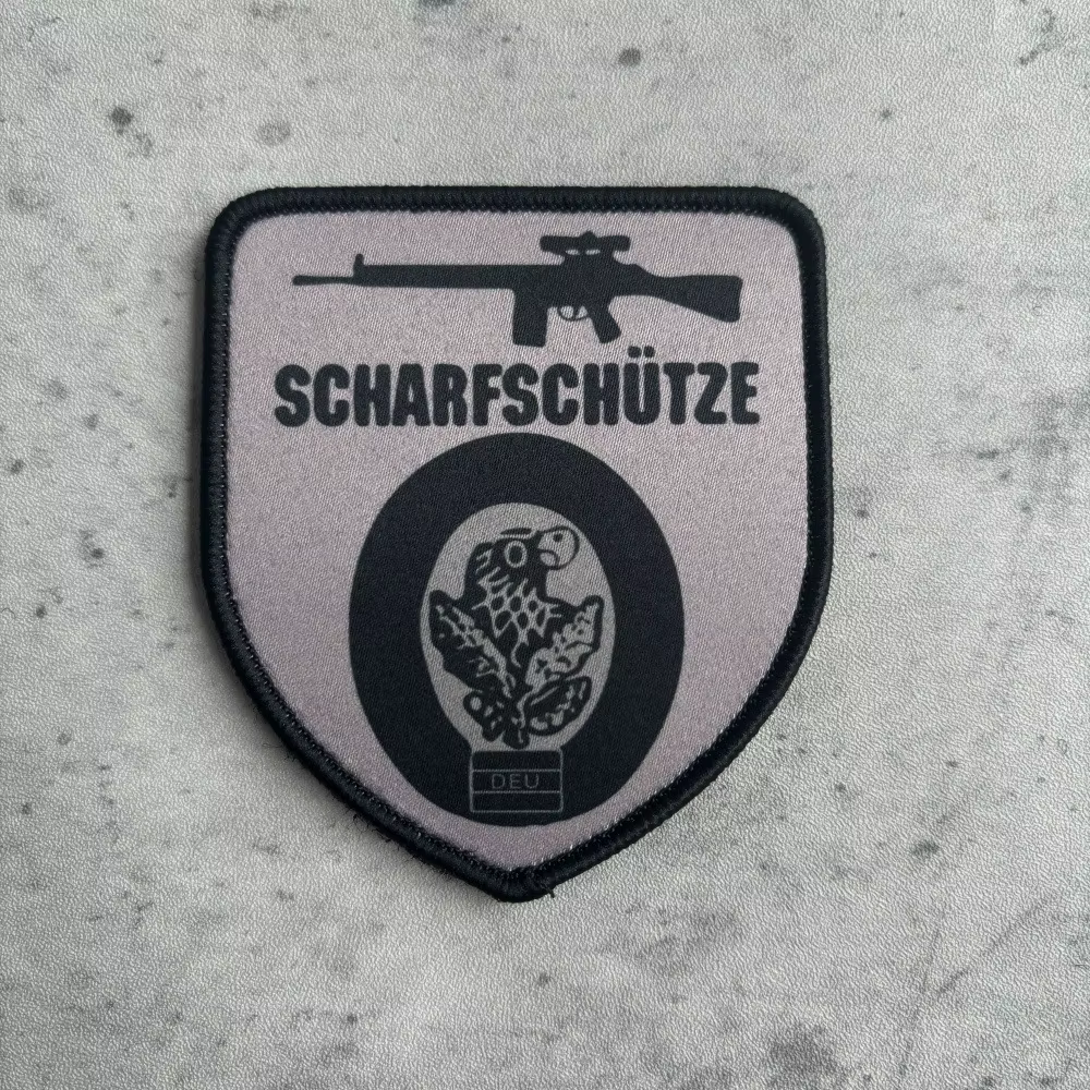Parche táctico velcro calavera navideña – Moral militar - imagen 5