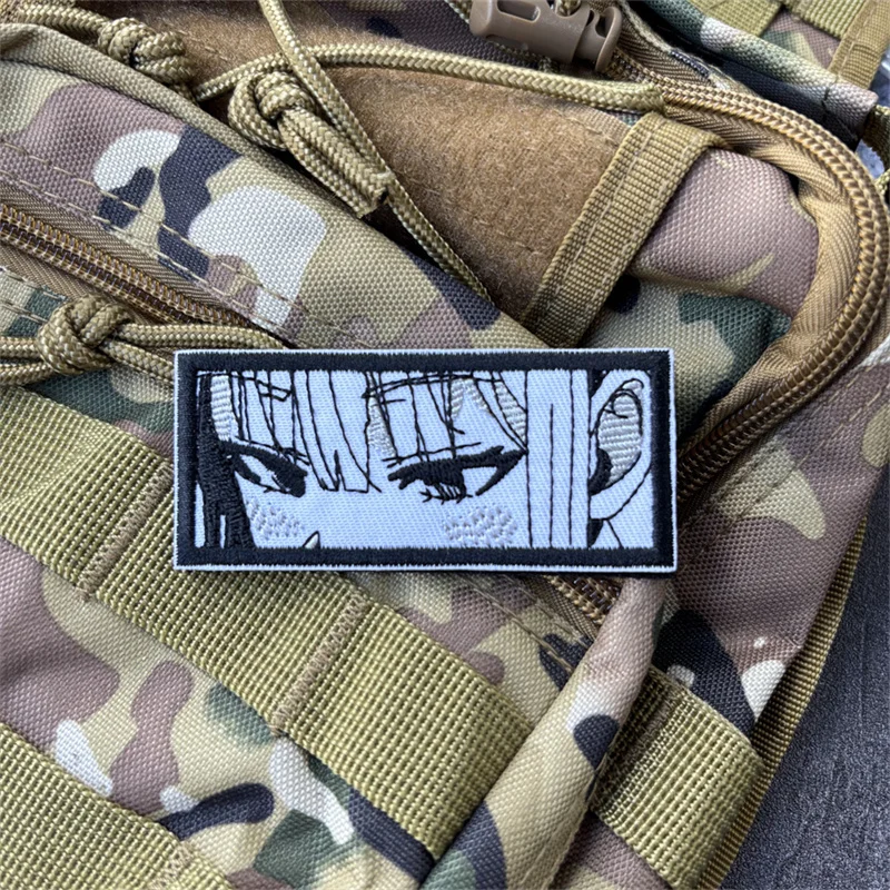 Parche bordado de ojos de chica táctica para ropa, insignia de moral, gancho, parches de Anime, pegatinas para mochila, brazalete - imagen 2