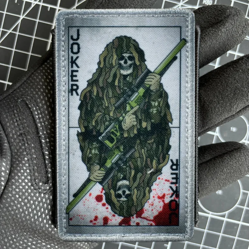 Joker Poker esqueleto soldado parche táctico militar francotirador moral brazalete mochila insignia gancho y bucle ropa apliques en mochila - imagen 2