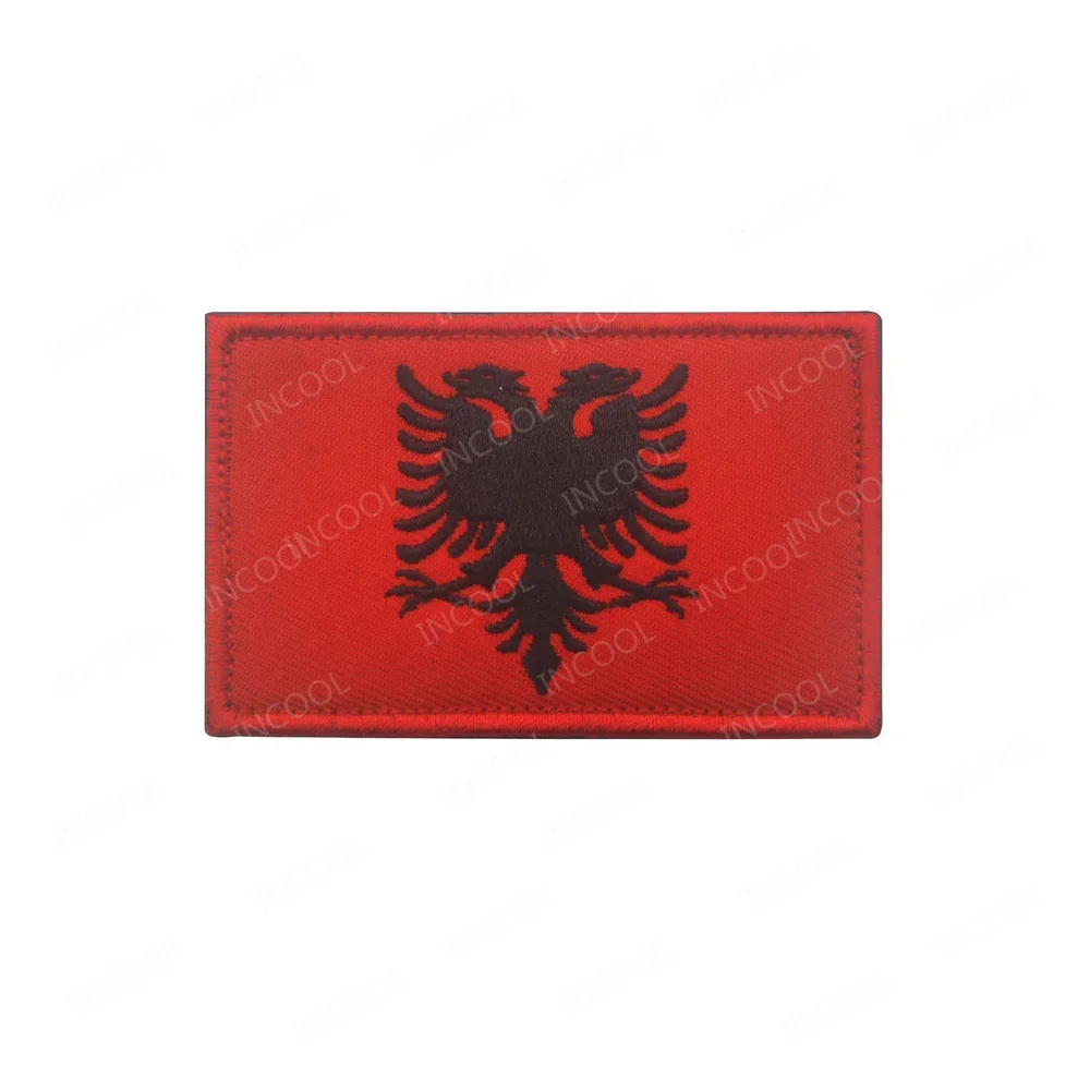 Parches reflectantes bandera de Albania PVC goma banderas albanes parche hombro brazalete bordado apliques decorativos insignias para gorra - imagen 3
