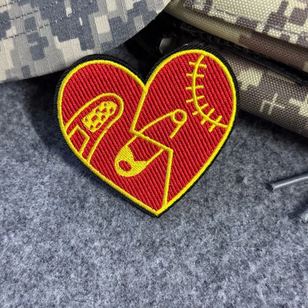 Parche táctico militar de corazón cortado con velcro bordado - imagen 5