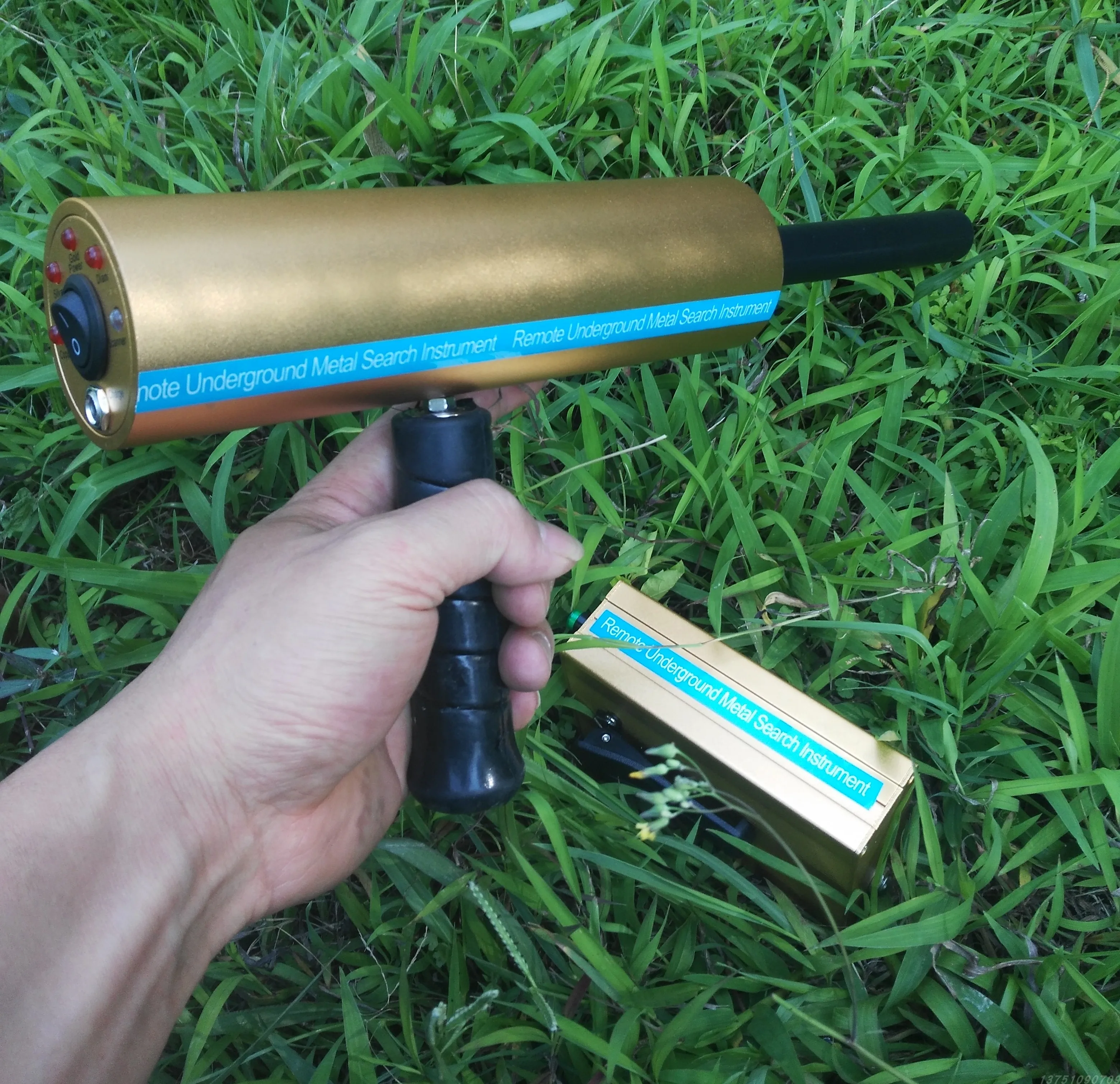 Dios tiene una gran profundidad y un amplio rango de oro, plata, cobre y piedras preciosas, y un detector de metales de oro subterráneo de largo alcance - imagen 2