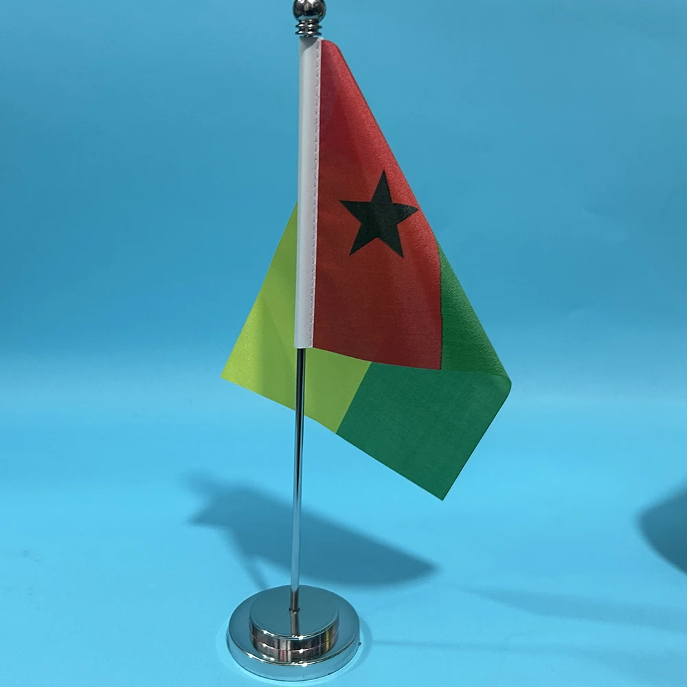 SKY FLAG Office Desk Flag Of Guinea-Bissau flag 14x21cm Guinea-Bissau National Flag Country Banner Desk Ornaments Flags - imagen 4