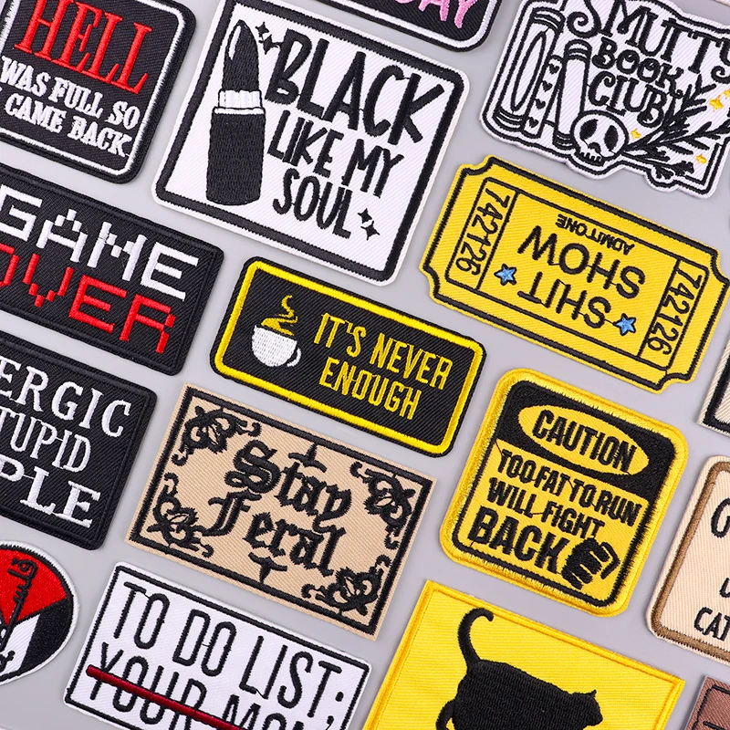 Parches para planchar para Club de libros, letras de precaución para ropa, parche bordado para costura en chaqueta/sombrero/mochila, insignias adhesivas personales - imagen 3