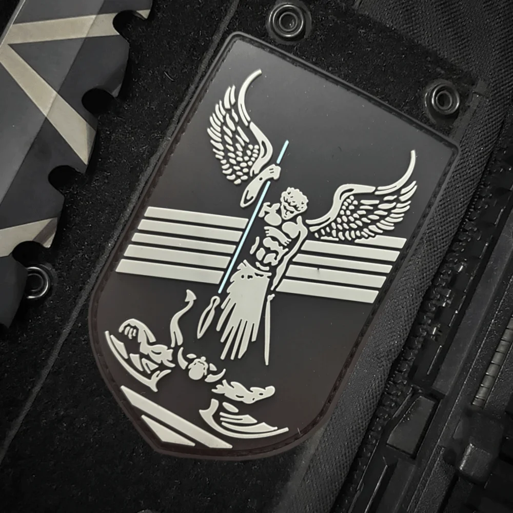 Parche táctico de moral "buenos siempre ganancias", parches de gancho y bucle de PVC, insignia militar del Arcángel, brazalete, mochila, pegatinas para ropa - imagen 5