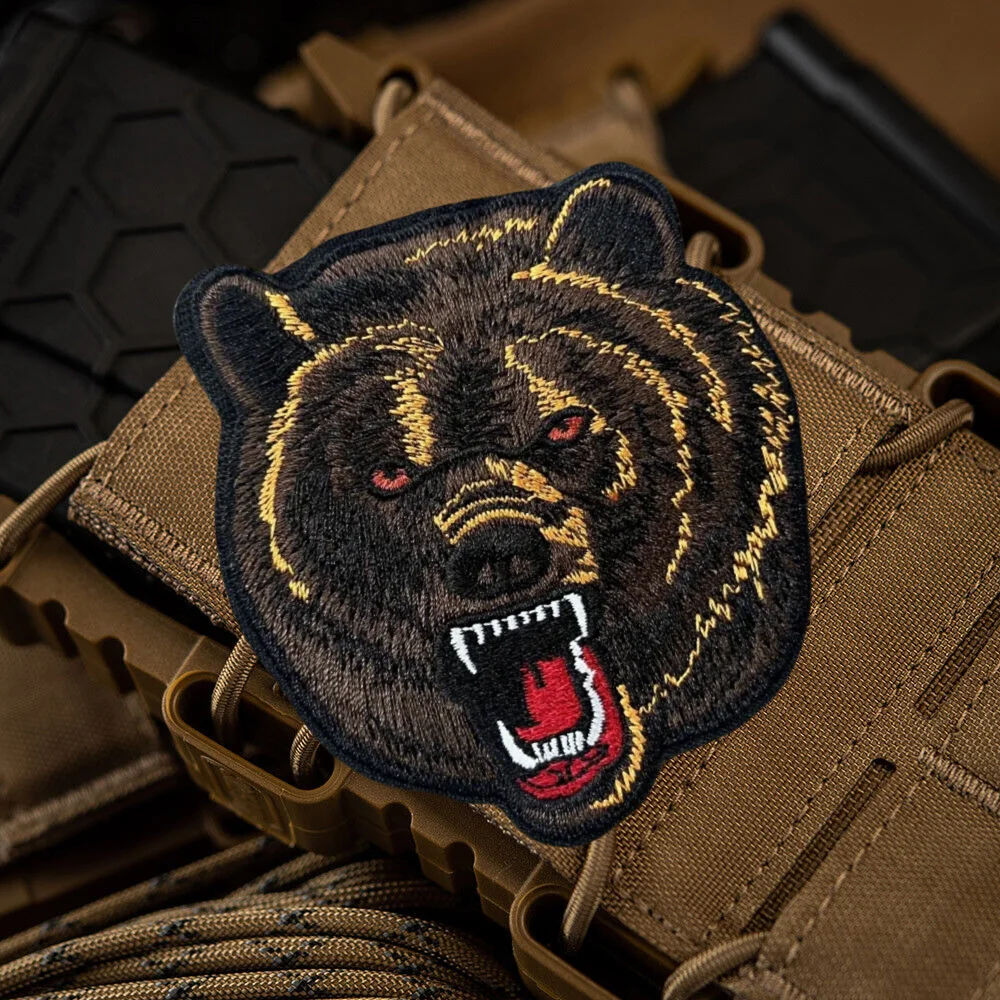 Parche táctico de oso pardo, parche de gancho y bucle bordado divertido, insignia de moral del ejército militar, pegatinas decorativas para mochila - imagen 4