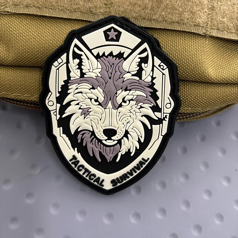 Parche táctico de lobo de supervivencia rusa, pegatinas de mochila de Chevron, Parche de combate de lobo militar, emblema de gancho y bucle de PVC - imagen 3