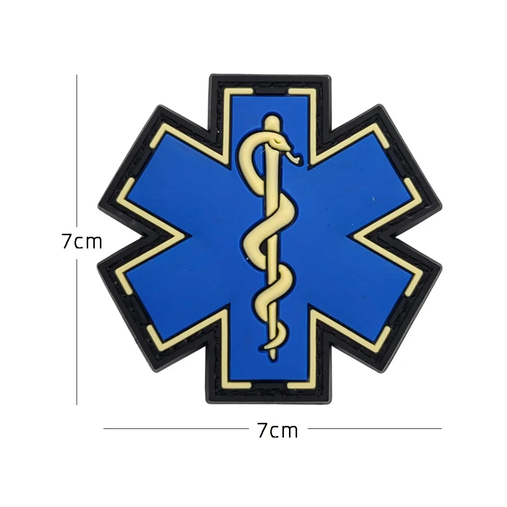 Paramédico Life Star Snake Battle 3D PVC gancho y bucle moral insignia señal de primeros auxilios parches militares mochila pegatinas tácticas - imagen 4