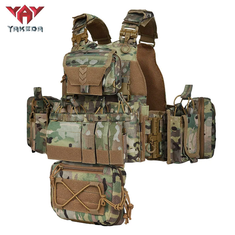 El chaleco táctico YAKEDA está equipado con múltiples paquetes de accesorios y un sistema Molle expandible que se puede desmontar rápidamente. - imagen 3