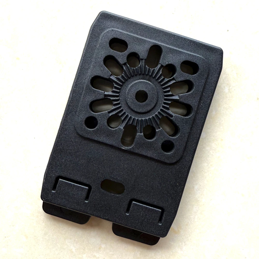 Adaptador MOLLE para fundas para pistolas/bolsas para revistas. Se adapta al accesorio modular de polímero para cinturón Molle/Chaleco Molle