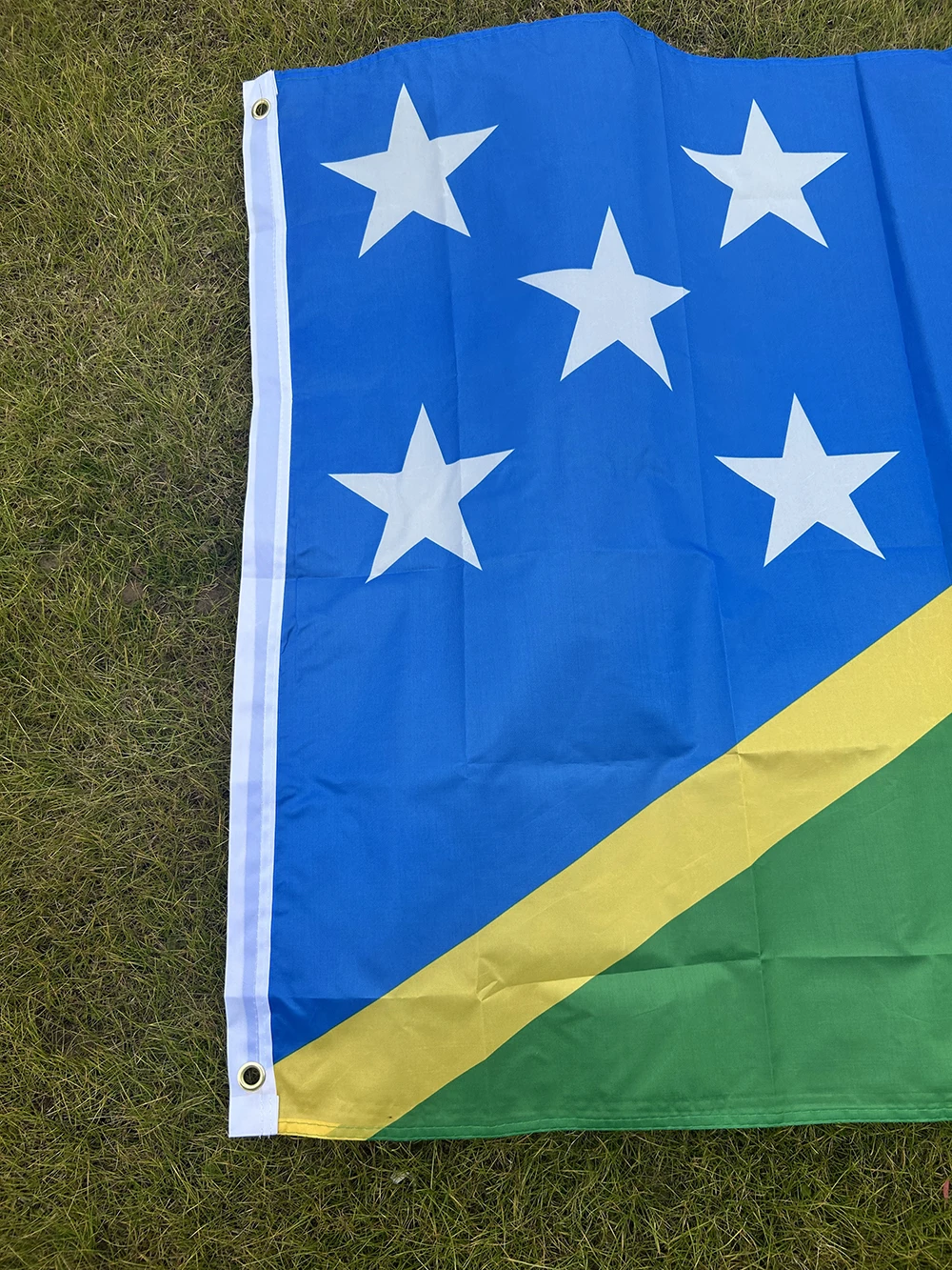 SKY FLAG Bandera de las Islas Salomón 90x150cm Bandera colgante de poliéster con impresión digital de Islas Salomón para pancarta de celebración - imagen 3