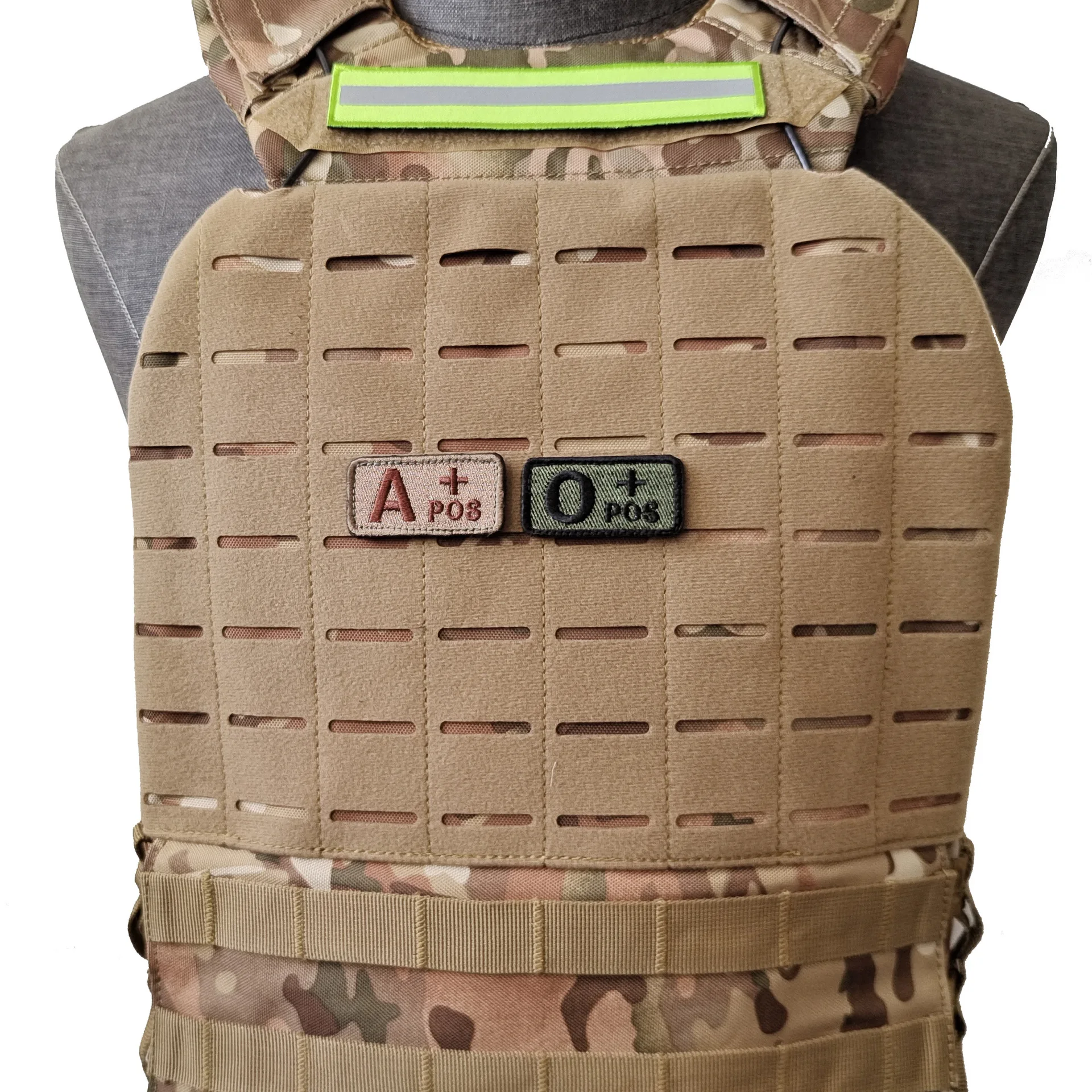 Parche bordado completo de tipos de sangre, insignias de tiras de grupo de sangre humana verde militar, bucle de gancho A AB O B + POS, pegatinas de tela con múltiples patrones - imagen 3