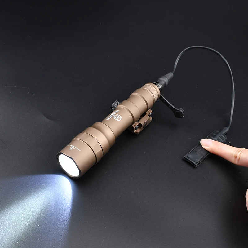 Airsoft M600 Surefire M600DF salida potente 1400 lúmenes arma táctica luz de explorador linterna DS07 Metal doble función Tailcap - imagen 2