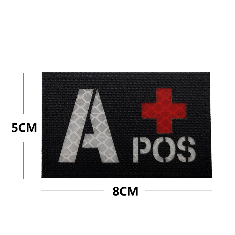 Parche de primeros auxilios reflectante IR, tipo de sangre grande A + B + AB + O + POS, brazalete, mochila táctica, pasta de moral al aire libre, Parche de gancho y bucle - imagen 3