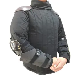 Chaqueta protección antigolpes nailon – Equipamiento táctico militar