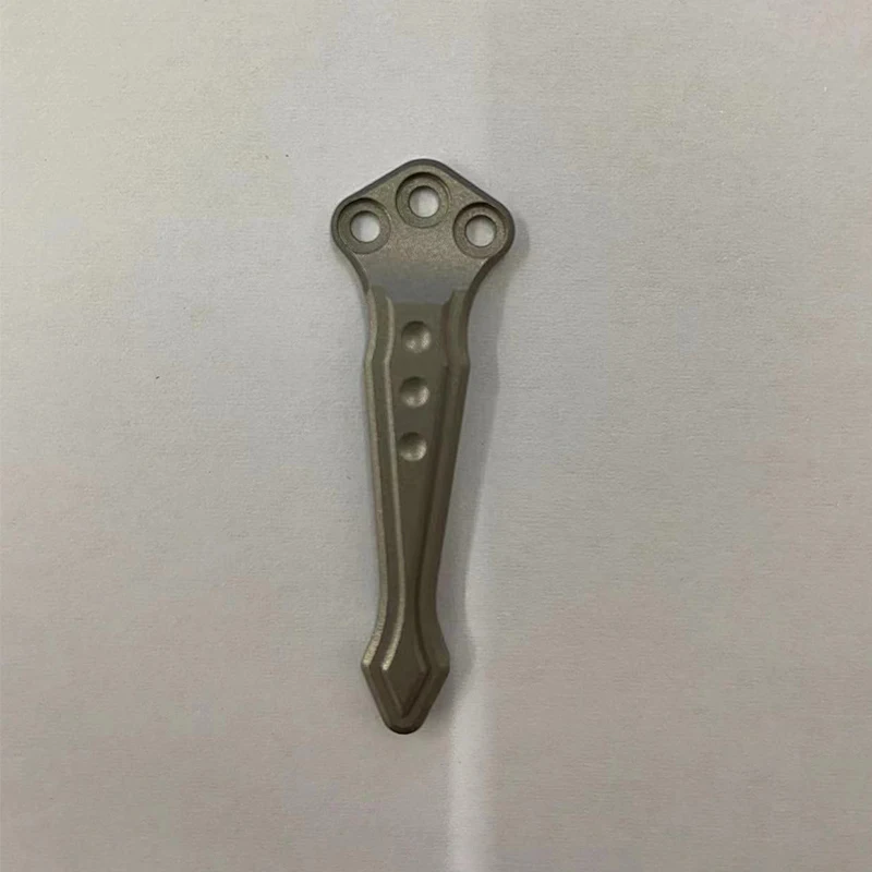 Cuchillo plegable de aleación de titanio, 1 pieza, 2 patrones, Clip de bolsillo, abrazadera trasera para Benchmade Bugout 535, cuchillos de lavado de piedra - imagen 2