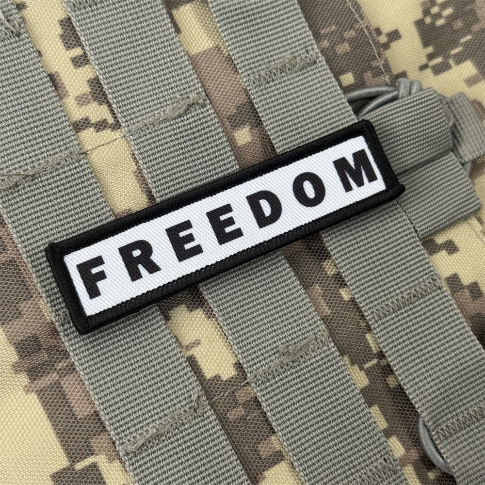 Parche táctico de moral libertad, brazalete del ejército militar, parches de gancho y bucle impresos de EE. UU. para ropa, pegatina para mochila