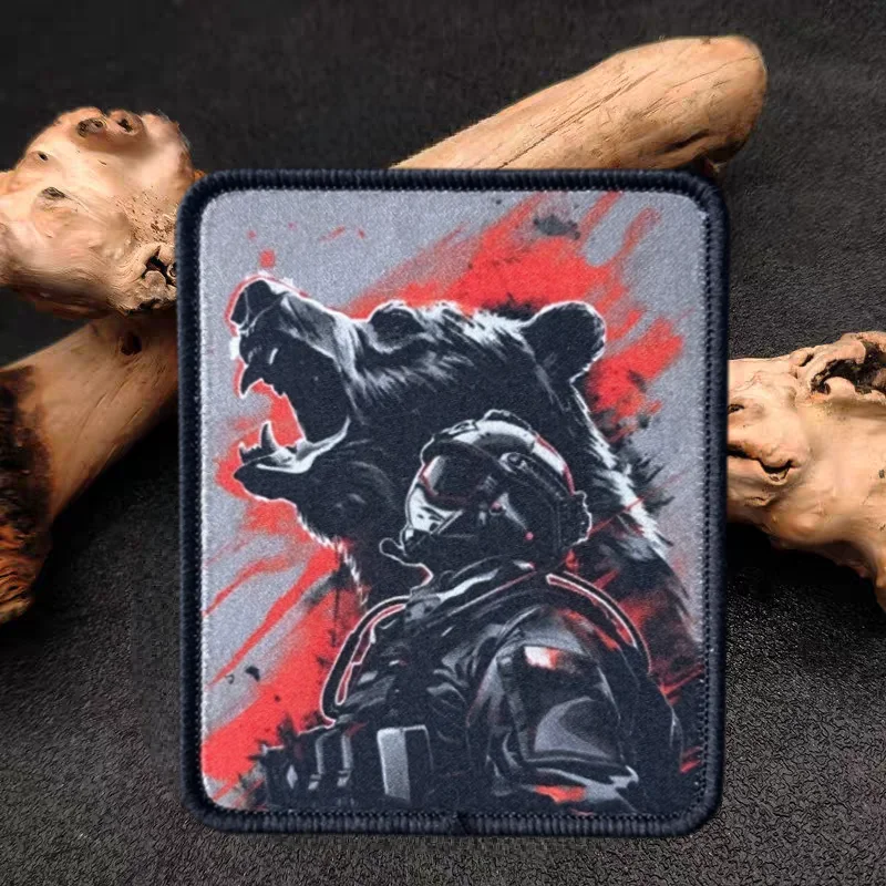 Parche con estampado de oso rugiente y guerrera, chaleco táctico, insignia de moral con gancho y bucle, pegatinas decorativas para mochila, parches para brazalete para ropa - imagen 4