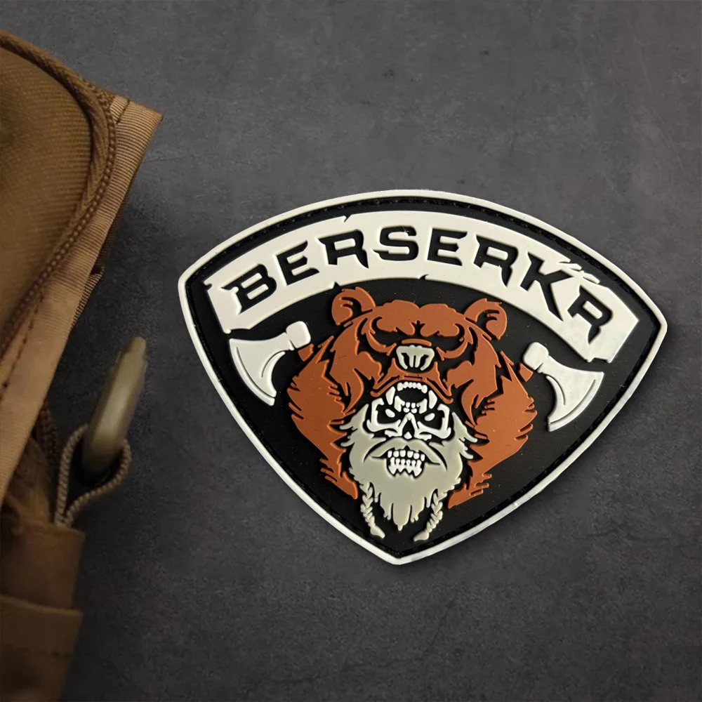 Parche Berserker, insignia de moral táctica, oso Axeman, gancho y bucle de PVC, mochila militar, accesorios decorativos de tela, pegatina para brazalete - imagen 3