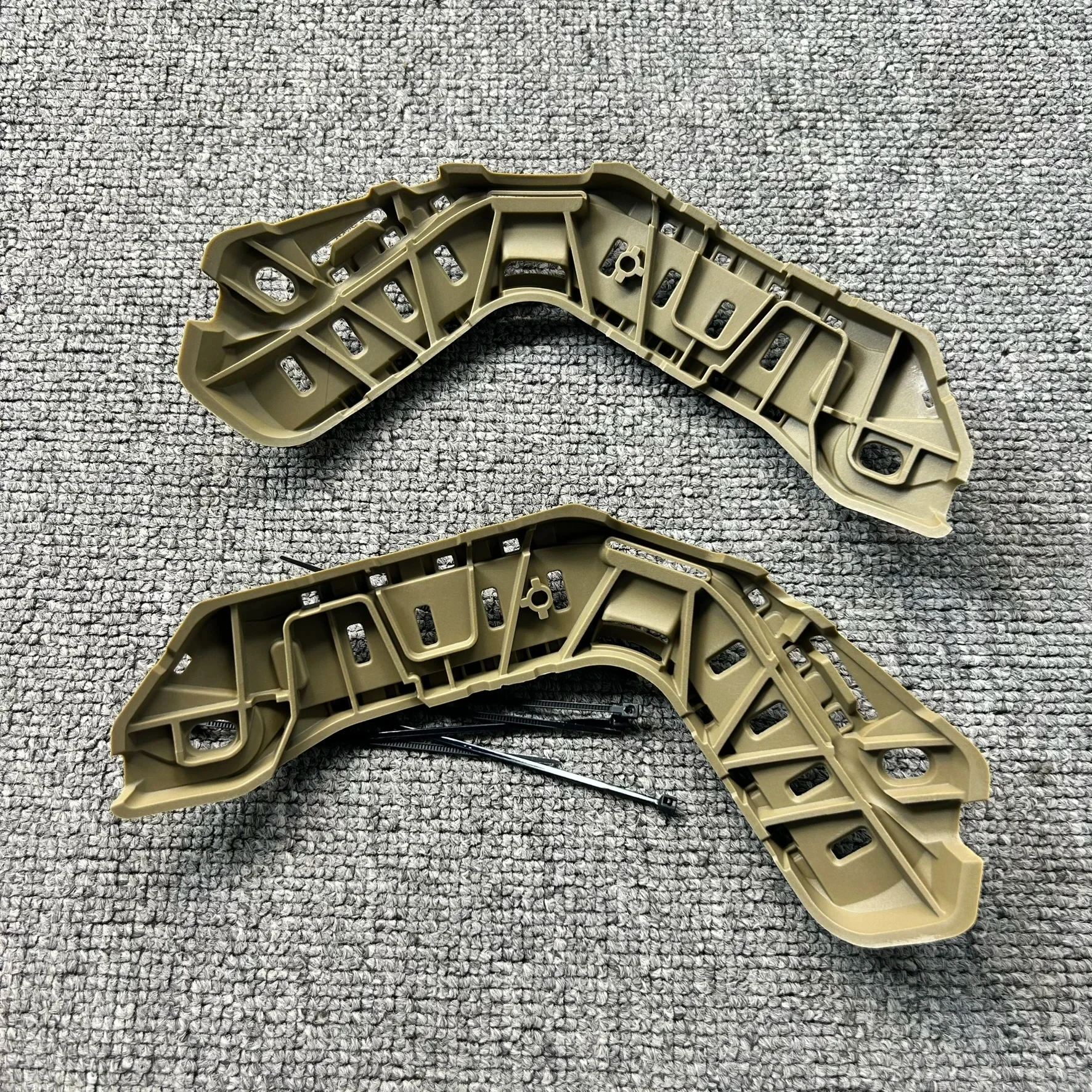 Versión de conducto de cable Sistema de guía de riel ARC Riel PowerPath solo para casco FAST SF