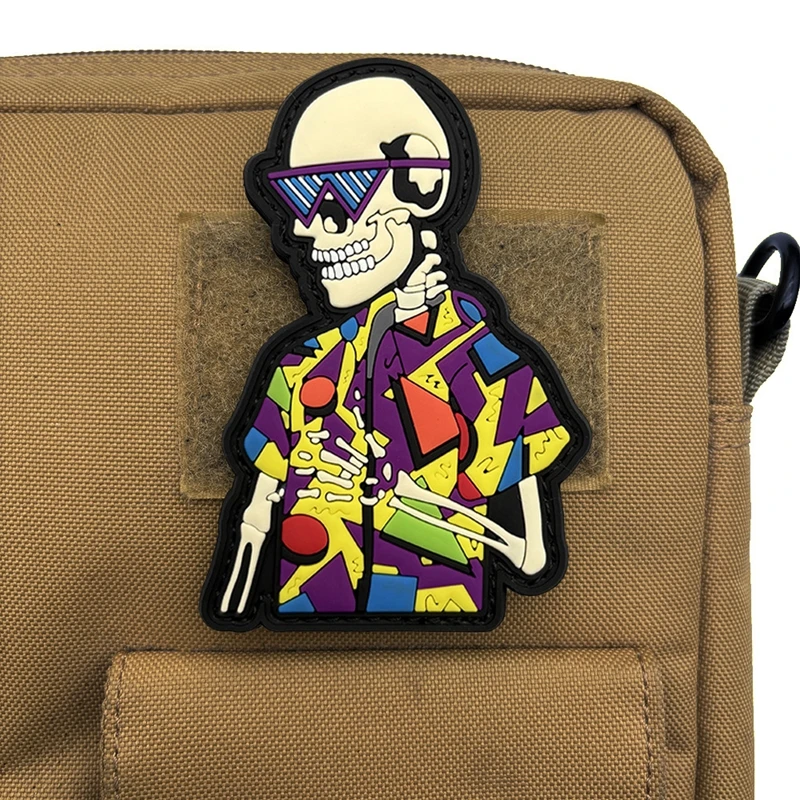 Parche luminoso de gancho y bucle de PVC con esqueleto de playa a la moda de Hip hop, parches de accesorios de ropa, insignia moral al aire libre, insignias tácticas - imagen 5