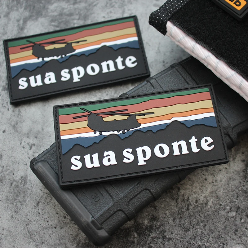 Accesorios para bolsa al aire libre, insignia 3D de PVC, Sua Sponte Arbiter, brazalete de helicóptero de transporte, chaqueta de moral de combate, parche de gancho para mochila - imagen 2