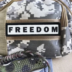 Parche con estampado de tira de libertad, chaleco táctico, sombreros con gancho y bucle, insignia de moral, mochila, pegatinas decorativas, parches para brazalete para ropa