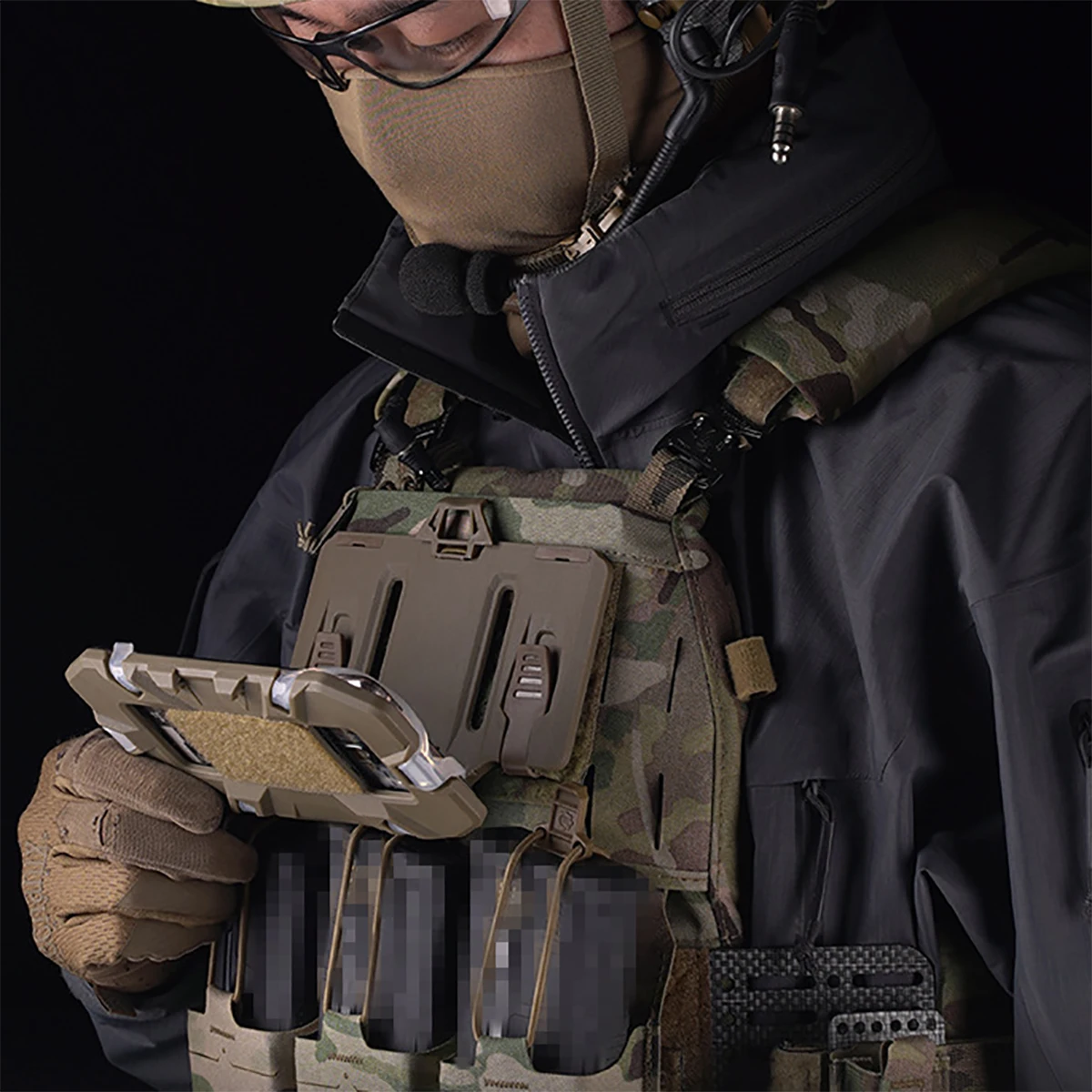Versión de navegación táctica con chaleco de sistema MOLLE, tablero de teléfono de pecho Universal, portador de teléfono militar, tablero plegable - imagen 2
