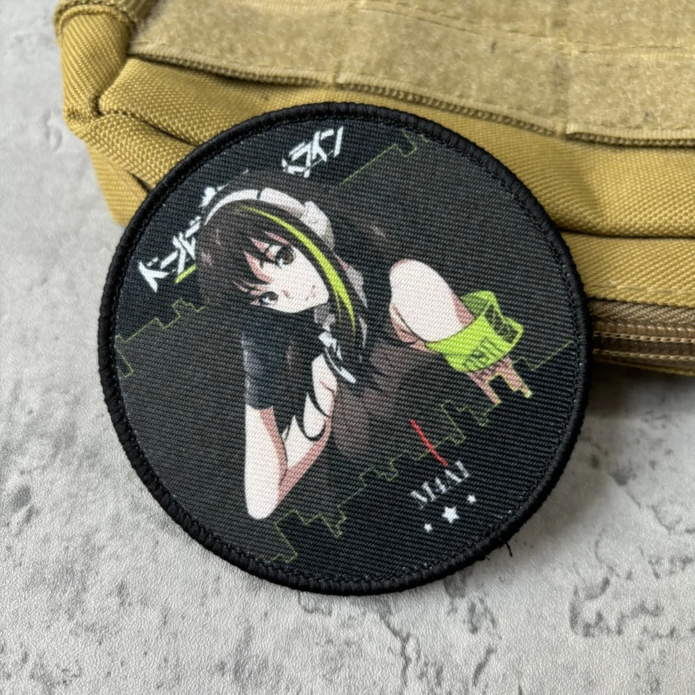 Parches tácticos de moral con estampado de Chica de Anime, parche de gancho y bucle de primera línea para niña, insignia militar, brazalete, ropa, pegatinas para mochila - imagen 4