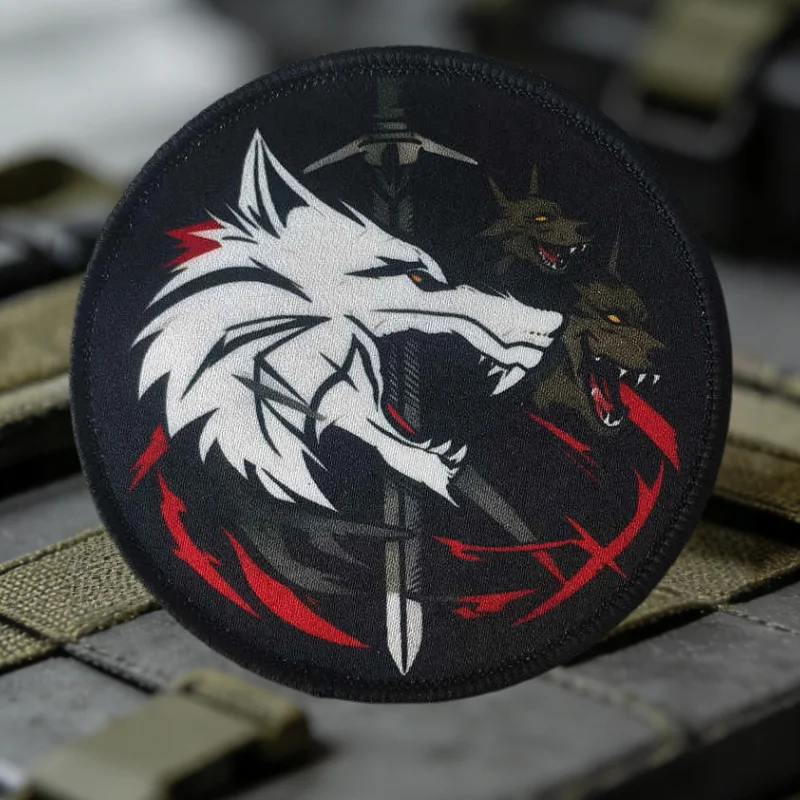Parche táctico cabeza de lobo feroz con velcro para ropa - imagen 5