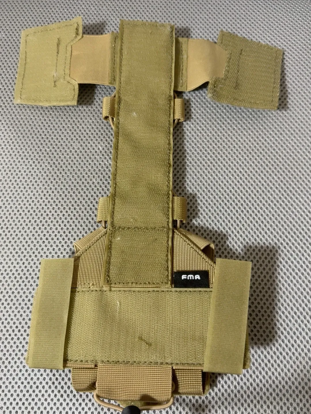 Cubierta de contrapeso de casco multiusos Universal táctico con cierre de gancho y bucle, soporte de batería y canal de gestión de cables - imagen 2