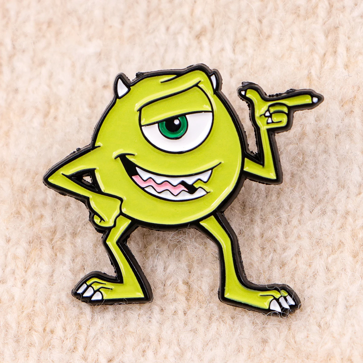 2 unids/set lindo monstruo esmalte Pins broche de dibujos animados conjunto sombrero solapa Pin insignia mochila accesorios joyería regalos para amigos - imagen 2