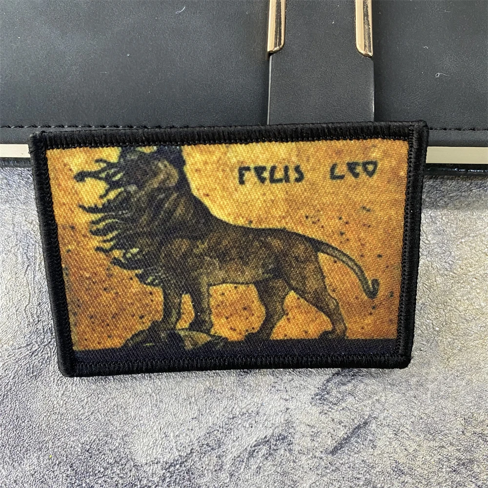 Parche táctico del emblema de la moral del león, insignia con estampado de gancho y bucle del ejército táctico, Aslan, leones, no ovejas, brazalete, pegatina para mochila - imagen 5