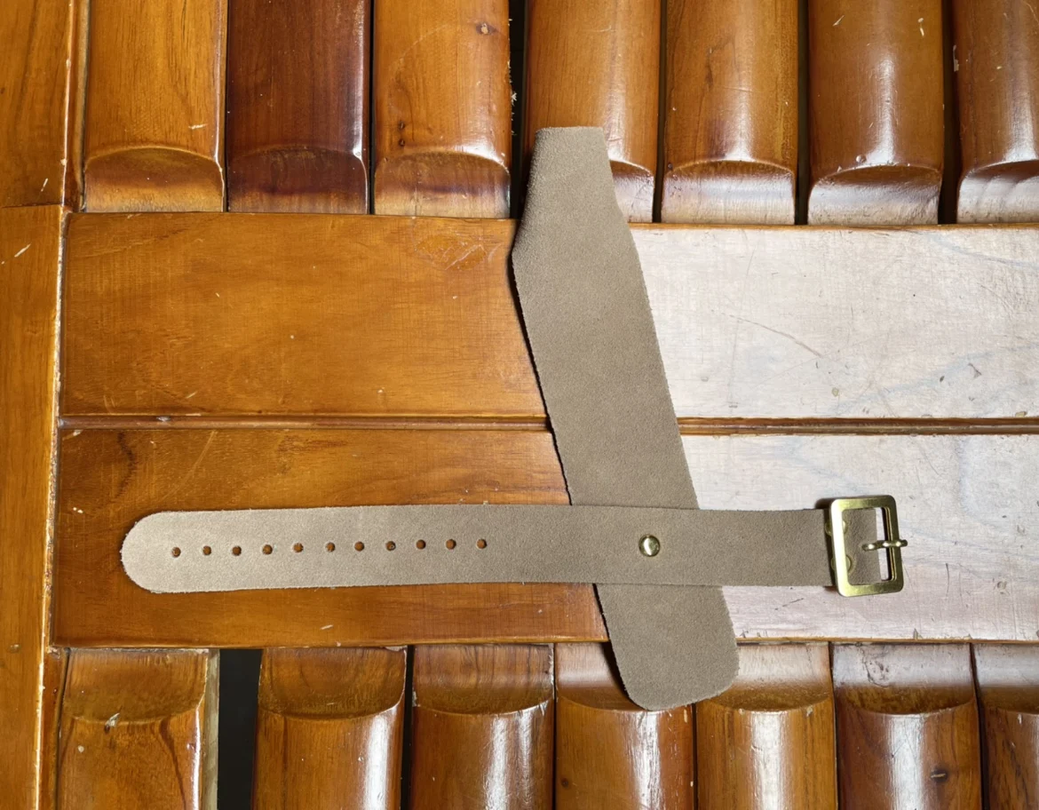 Pestaña de dedo de piel de vaca de grano dividido de gamuza, protección tradicional para los dedos del arco para dibujar la cuerda, equipo protector de tiro con arco - imagen 5