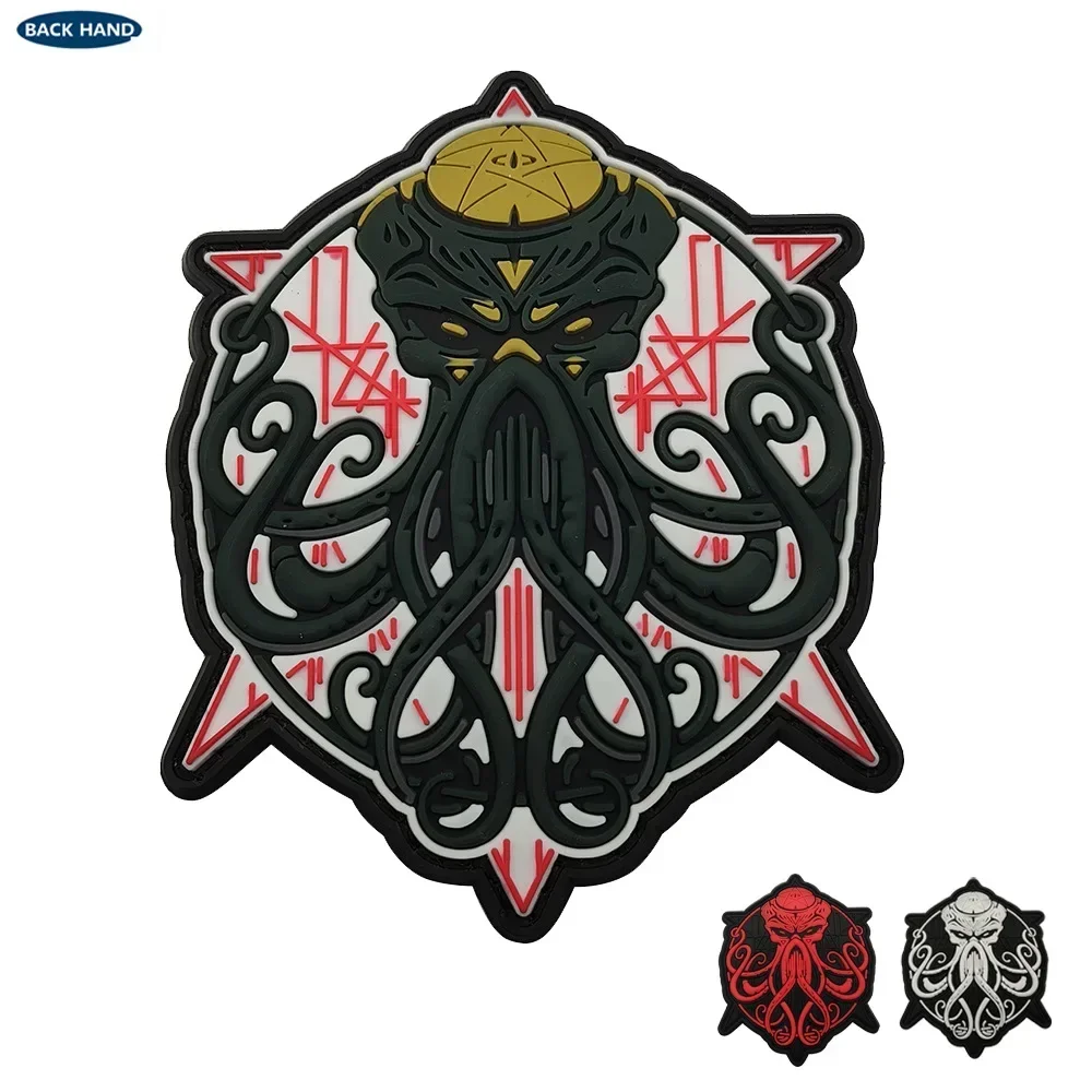 Cthulhu desperta Lovecraft, insignia de pulpo, pegatina mágica de PVC, pegatina adhesiva periférica de juego, parche internacional de oro negro - imagen 2