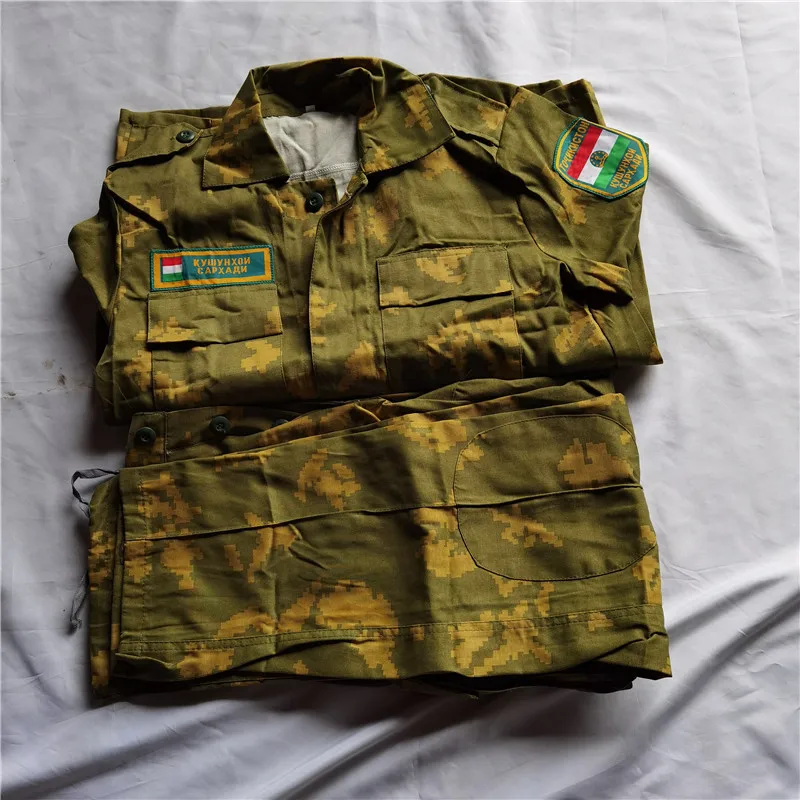 Conjunto de ropa de trabajo de camuflaje con flores amarillas del Tayikistán ruso, ropa de adiestramiento al aire libre, chaqueta y pantalones - imagen 2