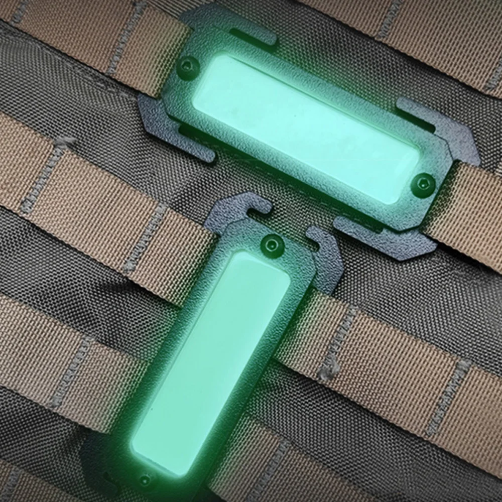 Marcador de luz táctico para exteriores, parche que brilla en la oscuridad, marcador luminoso Molle, Panel luminoso de señal de seguridad para chaleco y mochila - imagen 3
