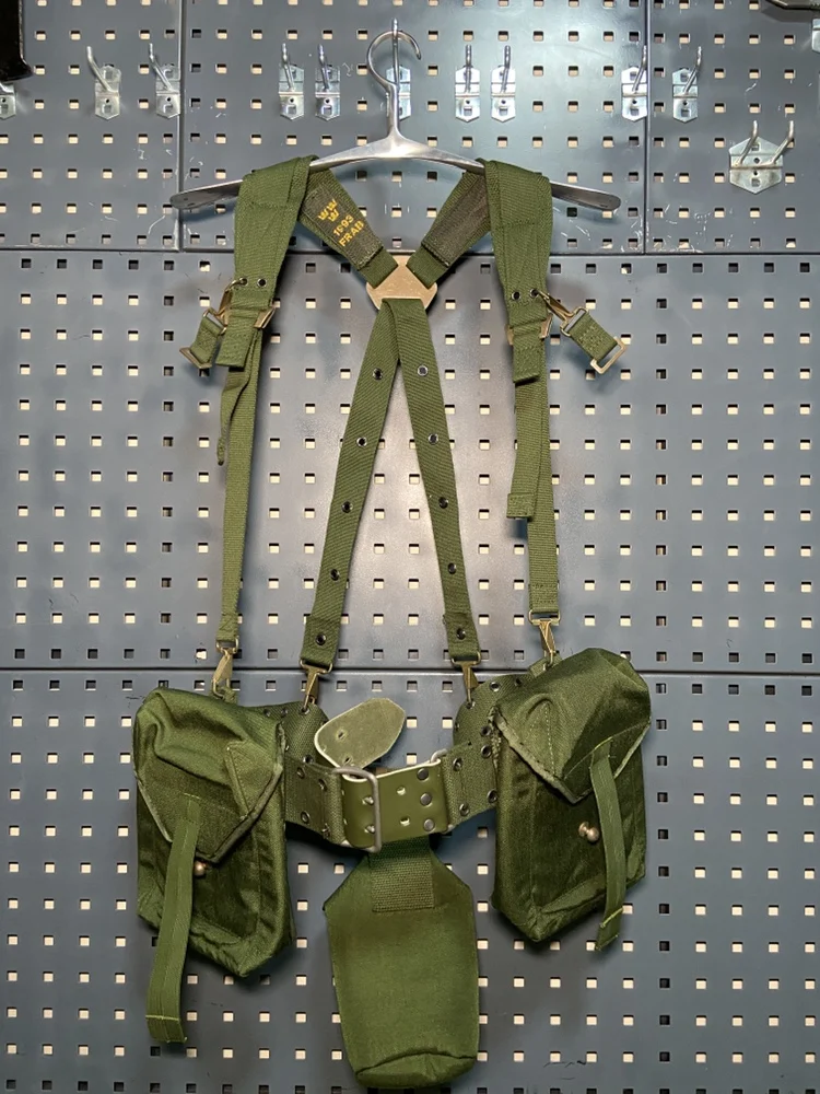 Kit de cinturón de cintura con arnés y sistema de mochila de Suecia, conjunto de cinco piezas - imagen 2