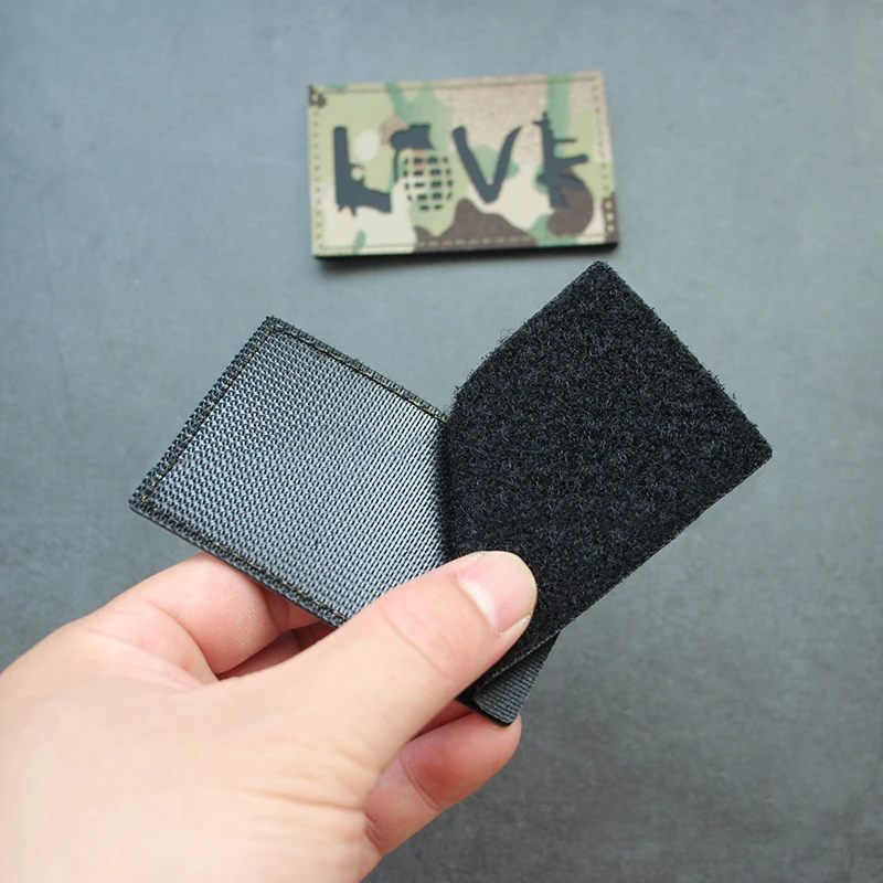 Parches reflectantes de nailon de camuflaje, SHOOTER de velocidad ONE7, doble pistola, Panda, calavera verde, dedos, corazones de amor, insignia táctica militar - imagen 5