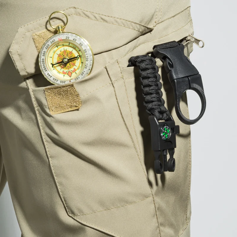 Detalle de bolsillos y tejido de los pantalones cortos