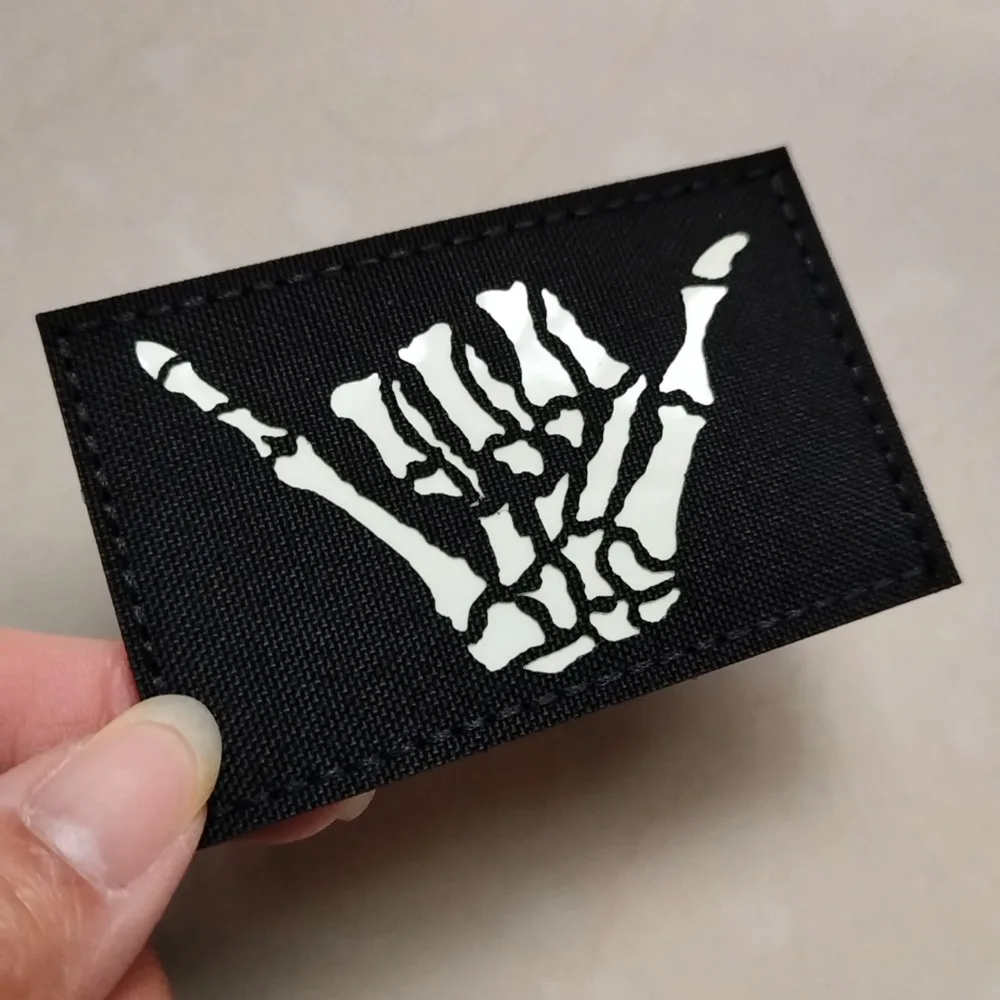 Parche reflectante infrarrojo IR Velcros luminoso mano de roca táctica moral militar parches de gancho y bucle, diversión para chaquetas, pantalones vaqueros DIY - imagen 2