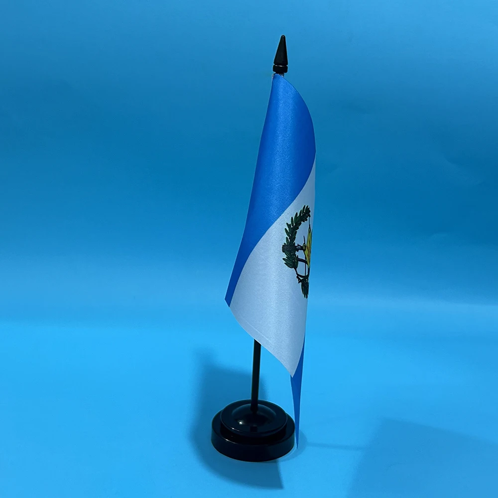 Bandera Guatemala SKY – Poliéster resistente para exterior - imagen 2