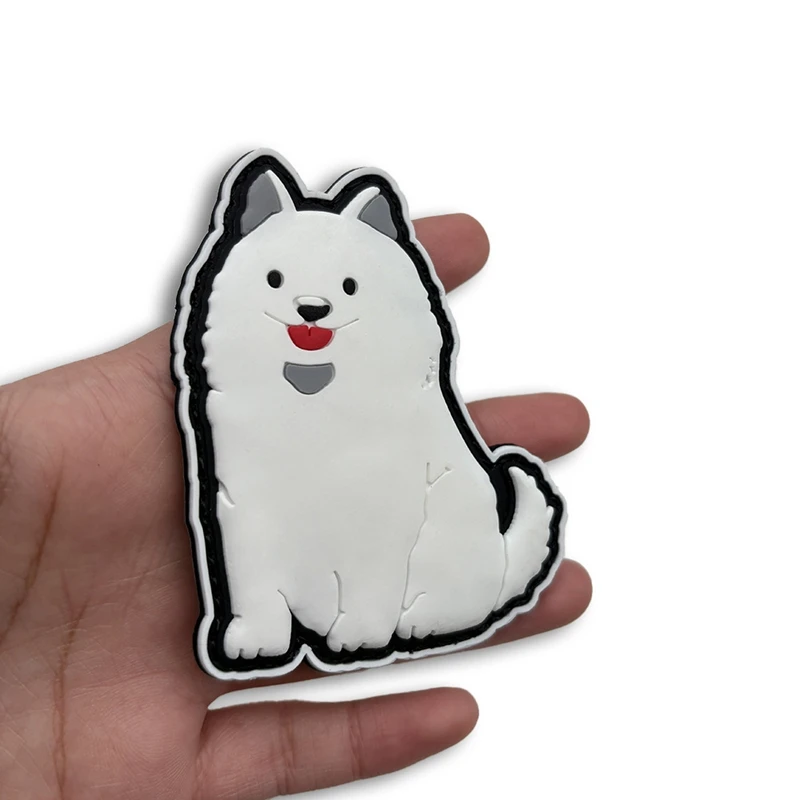 Parche de gancho y bucle de cachorro blanco de dibujos animados, accesorios de PVC, parches de perro lindos brillantes, insignia moral al aire libre, insignias tácticas de ropa - imagen 4
