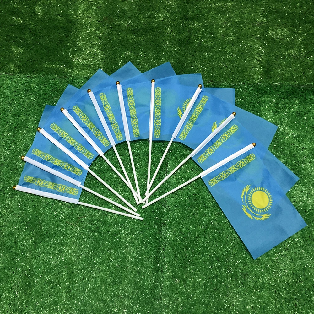 SKY FLAG Bandera de mano de Kazajstán 14x21cm 100 Uds poliéster penetración de doble cara Kazajstán KAG bandera ondulada a mano con poste de plástico