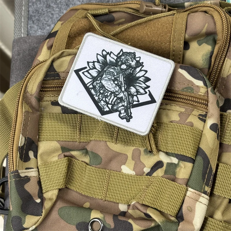 Parche táctico impreso "soldados de flores", insignia de moral militar, parches de gancho, ropa, mochila, accesorios, pegatinas