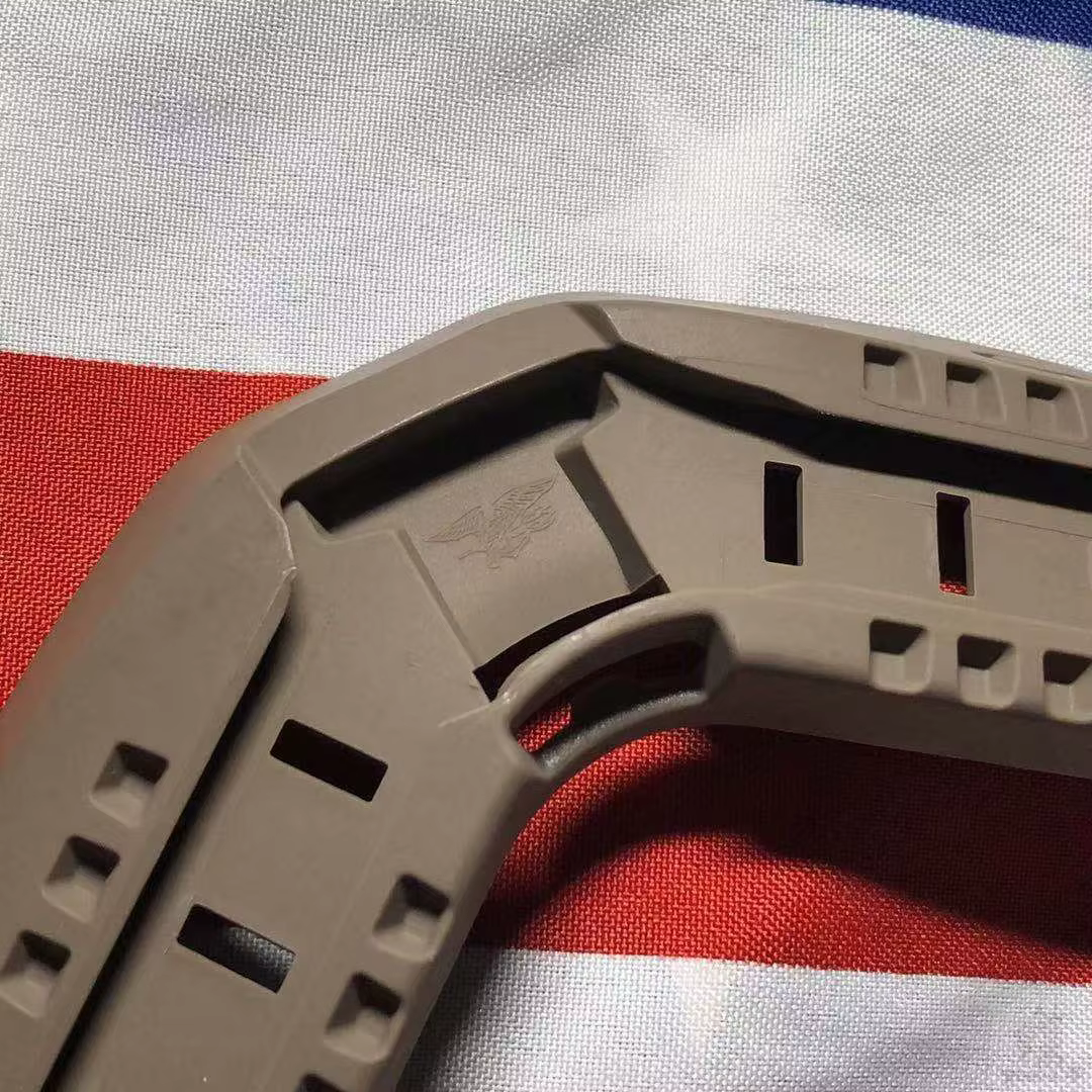 Riel guía táctico Devgru AOR1 Navy Seal con logo para casco marítimo - imagen 4