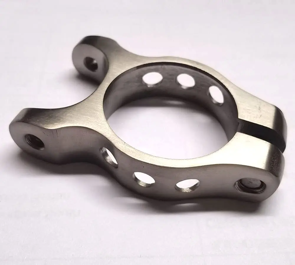 Soporte de tija de sillín de bicicleta ultraligero de aleación de titanio de 31,8mm / 34,9mm Clip de estante trasero abrazadera de tija de sillín de bicicleta - imagen 4