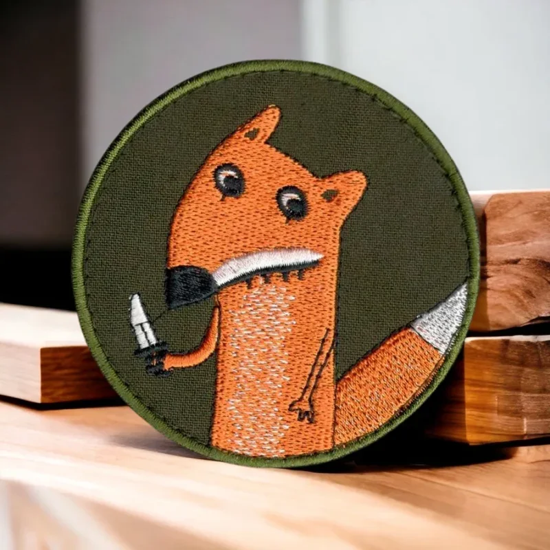 El zorro con el cuchillo bordado la insignia de moral parche brazalete táctico gancho y bucle mochila militar sombrero accesorios pegatinas - imagen 2