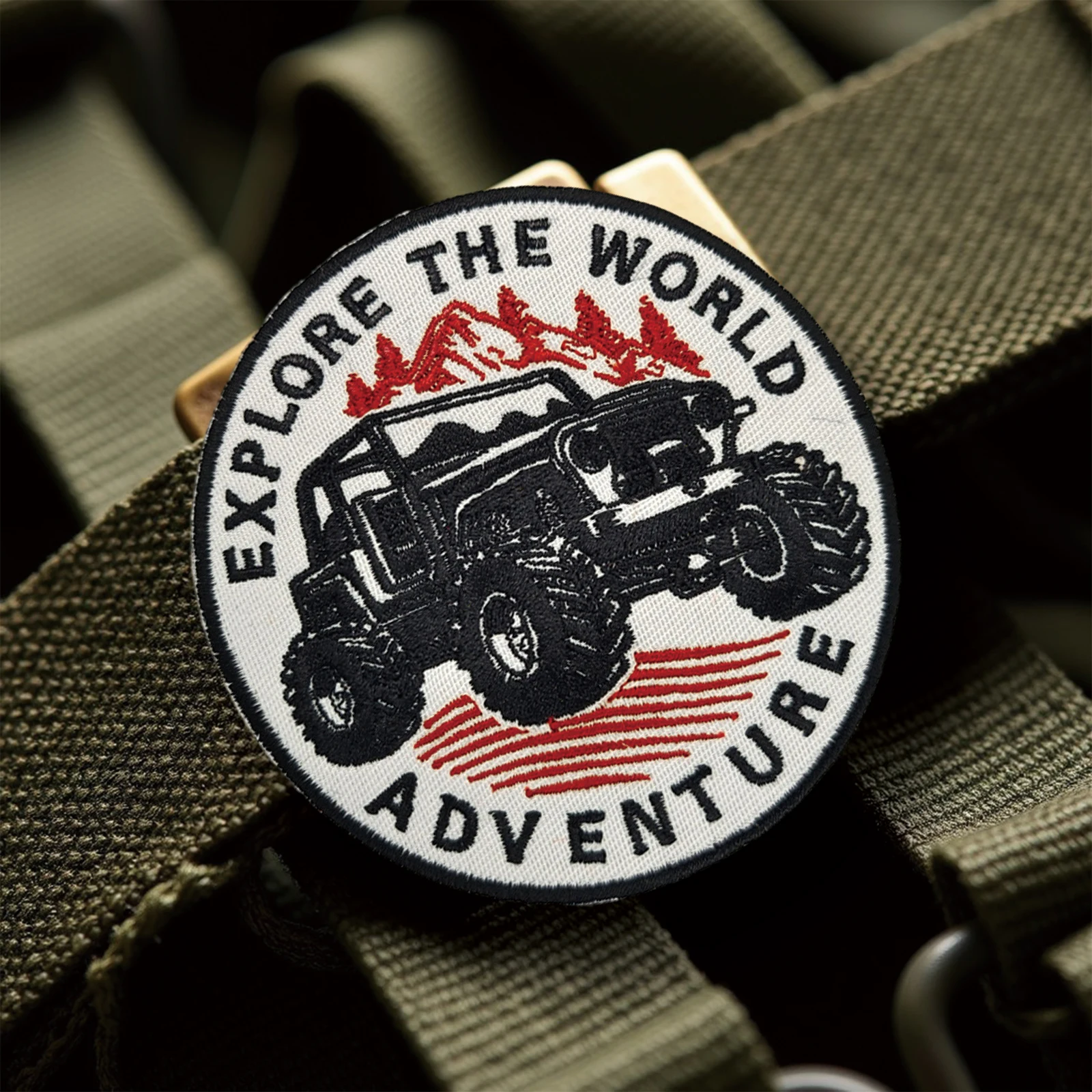 Explore The World Adventure Parche de Velcros con cierre de gancho y bucle, insignia bordada para mochila táctica Molle, chaqueta, gorras - imagen 4